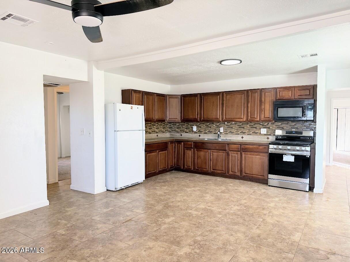 334 E CENTRAL Avenue