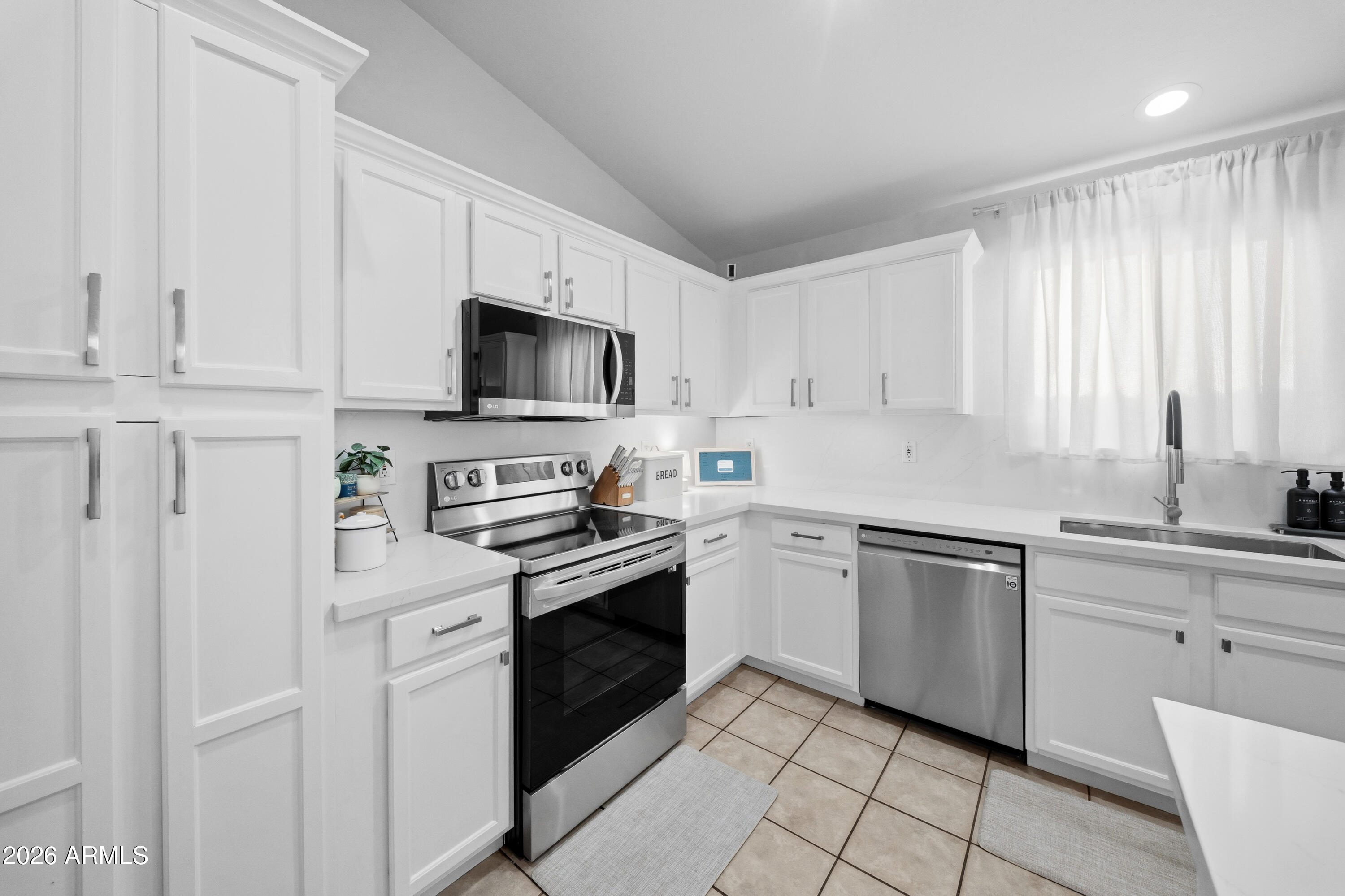 10809 W JOBLANCA Road