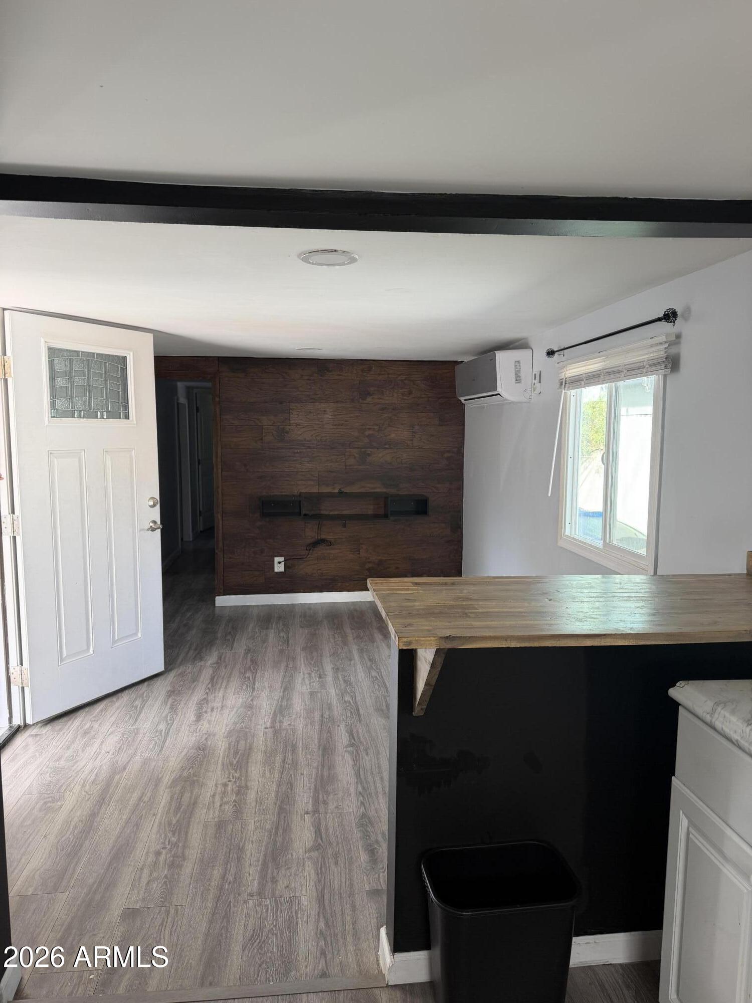 4131 E MCDOWELL Road 20