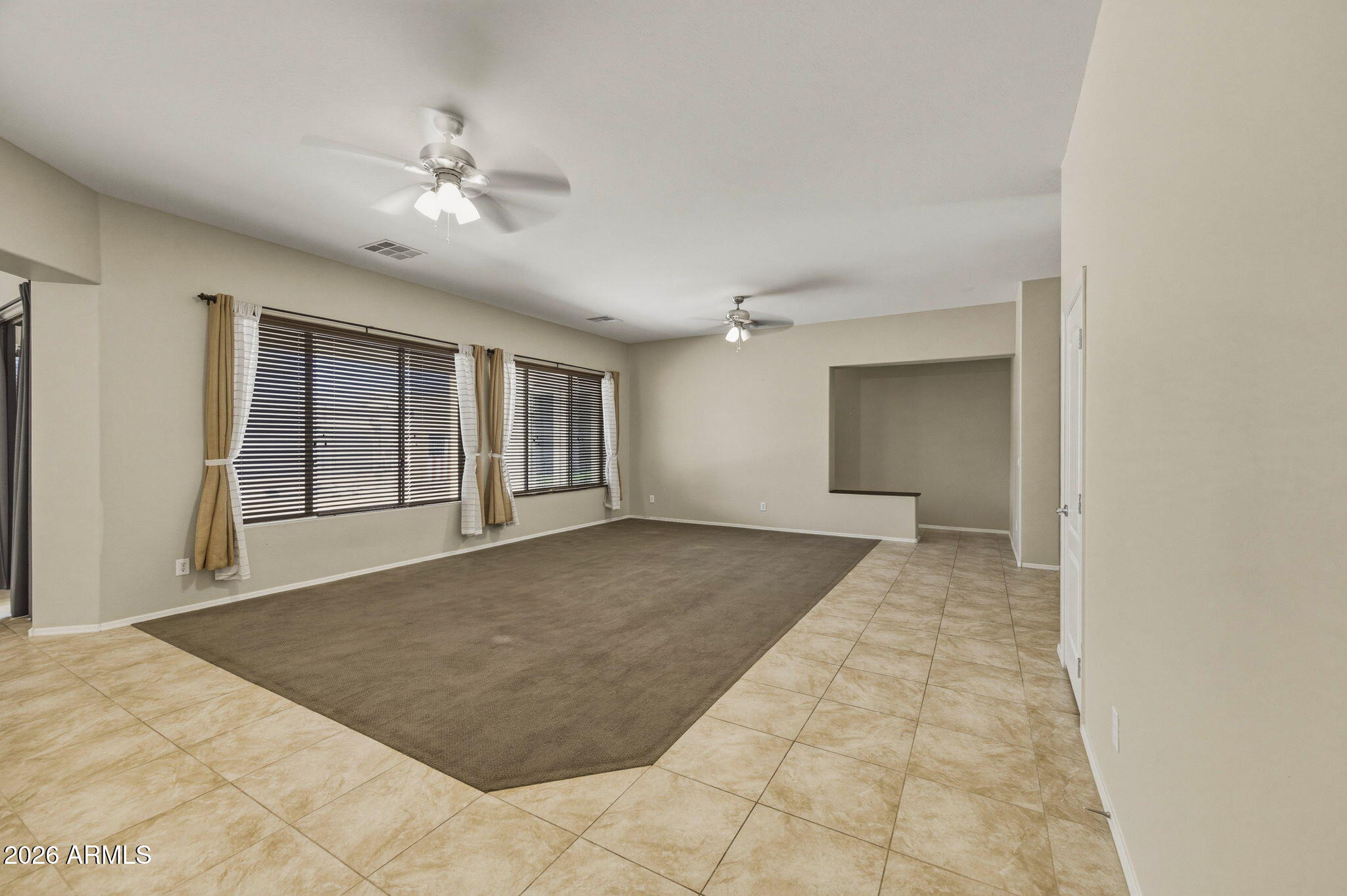 41917 W CARLISLE Lane