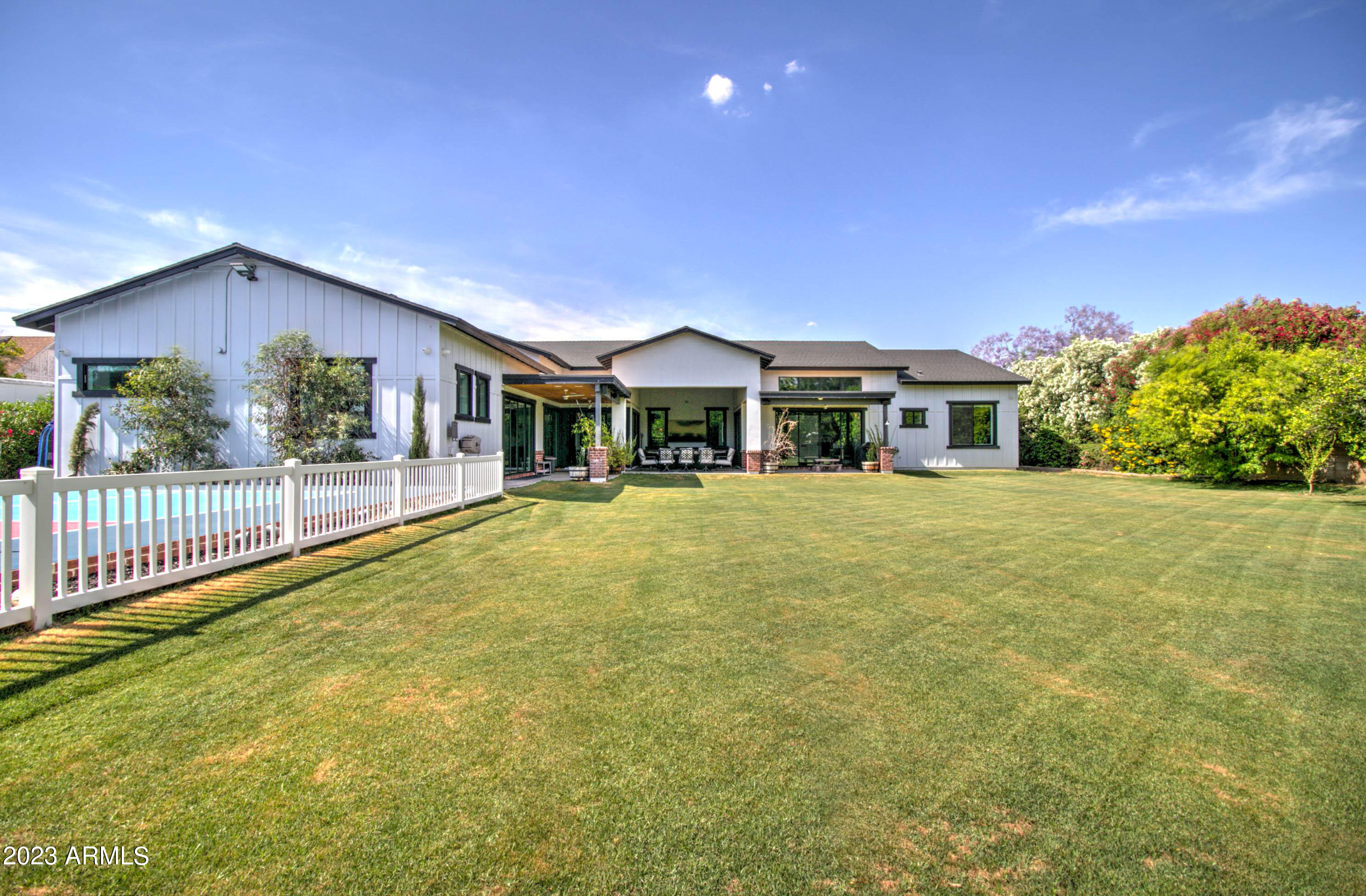 CABALLO RANCHOS - Residential