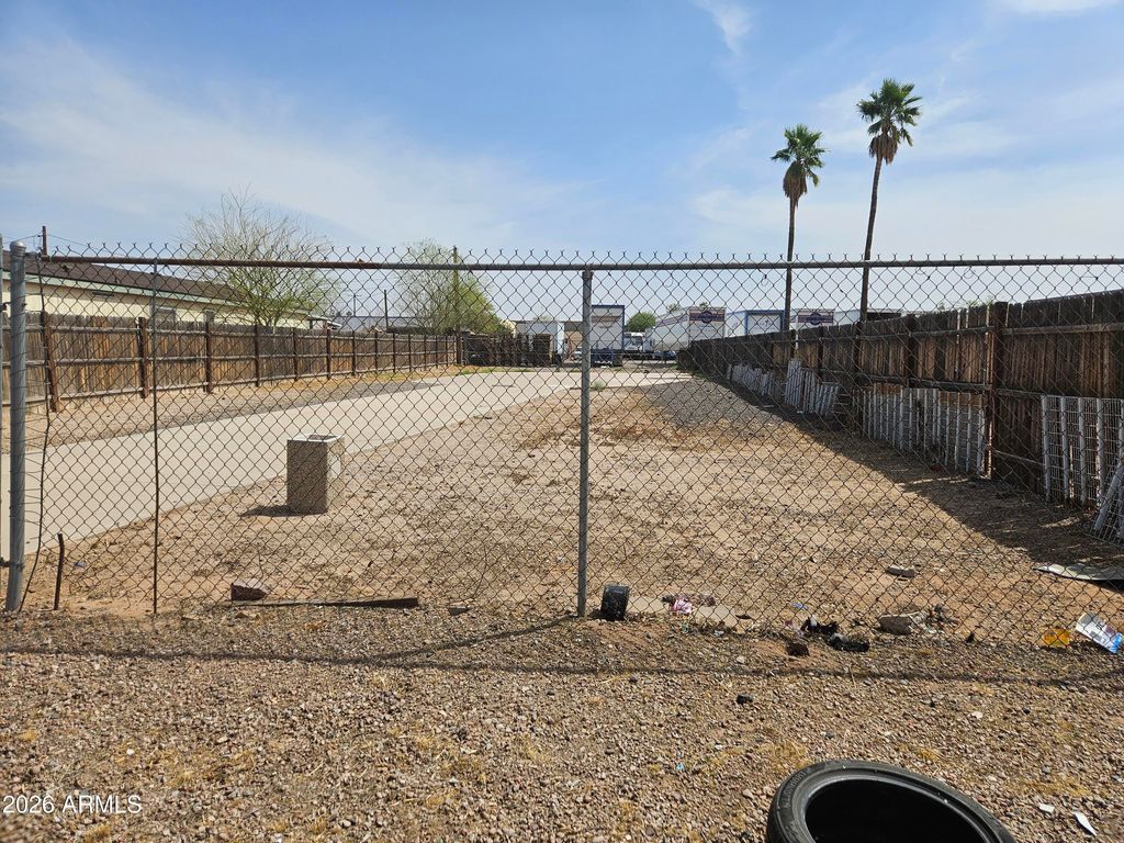 Photo of 1584 N Wood Street, Casa Grande, AZ 85122 (MLS # 7005127)