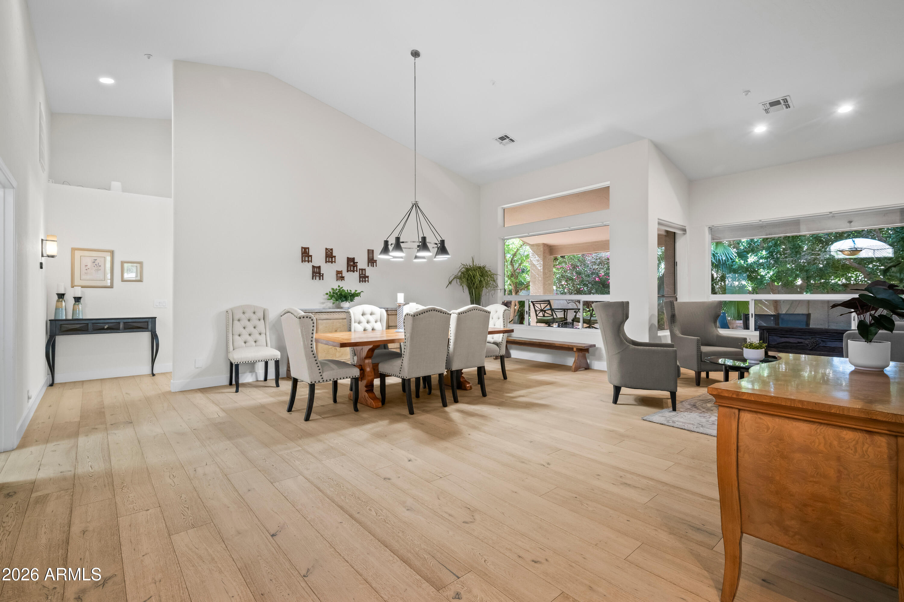 9371 E MAPLE Drive E