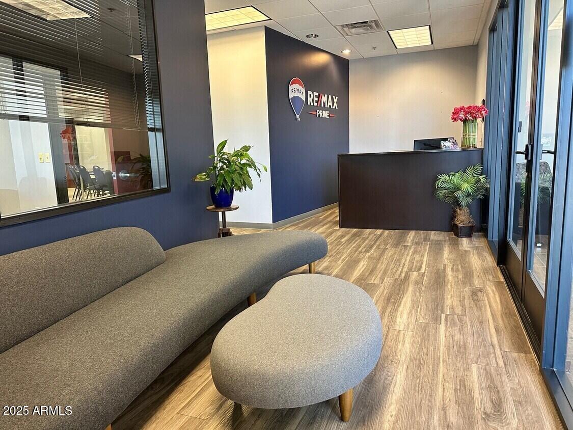 4530 E SHEA Boulevard 103