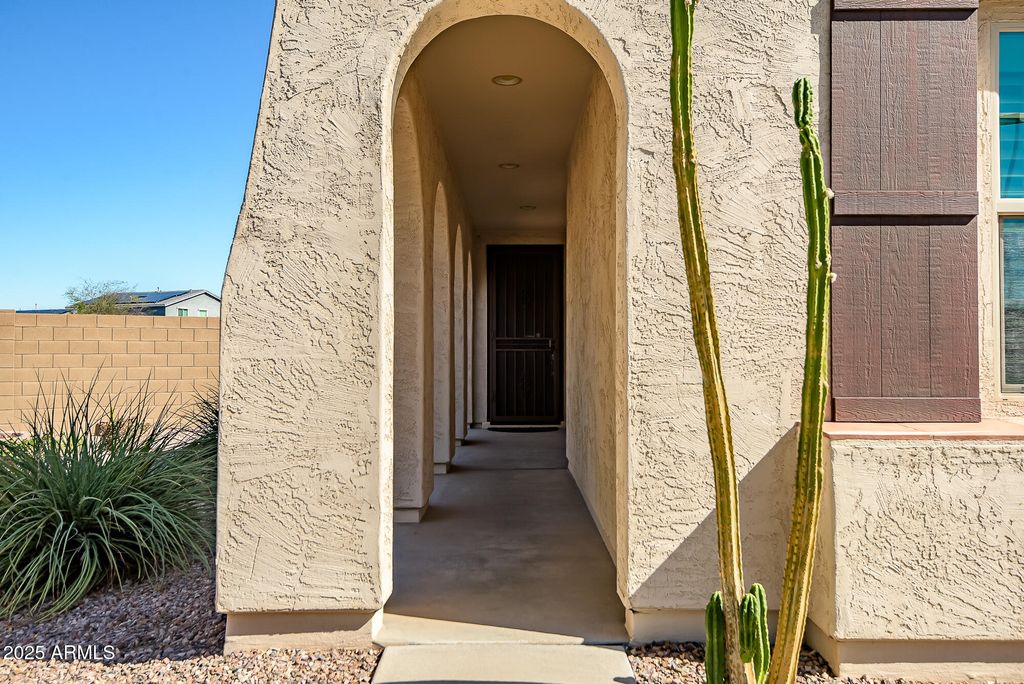 Photo of 733 S 198th Lane, Buckeye, AZ 85326 (MLS # 6931114)
