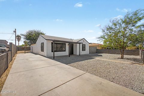 Photo of 6612 S 5th Avenue, Phoenix, AZ 85041 (MLS # 7047842)