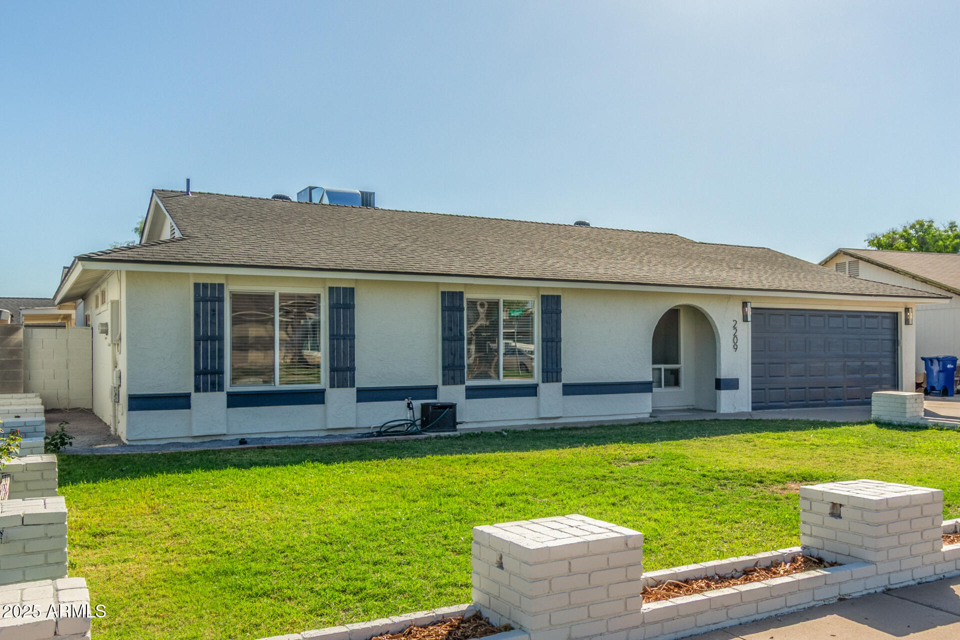 Homes for Sale in Queen Creek Arizona 2 2209 E JEROME Avenue