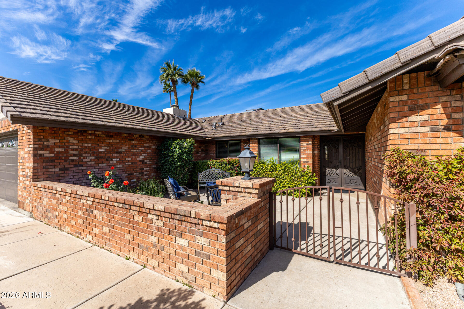 7510 E WINDROSE Drive