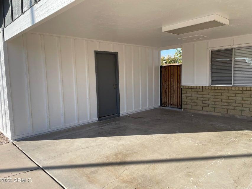 1242 W Carla Vista Drive