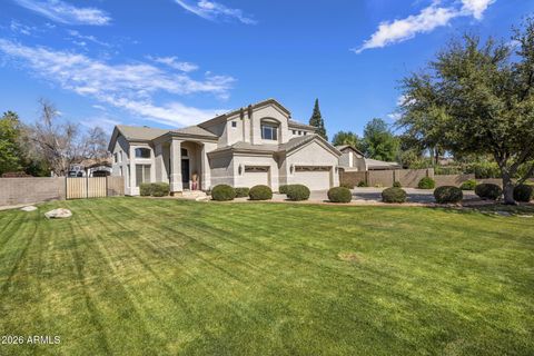 Photo of 320 E Maryland Avenue, Phoenix, AZ 85012 (MLS # 6994751)