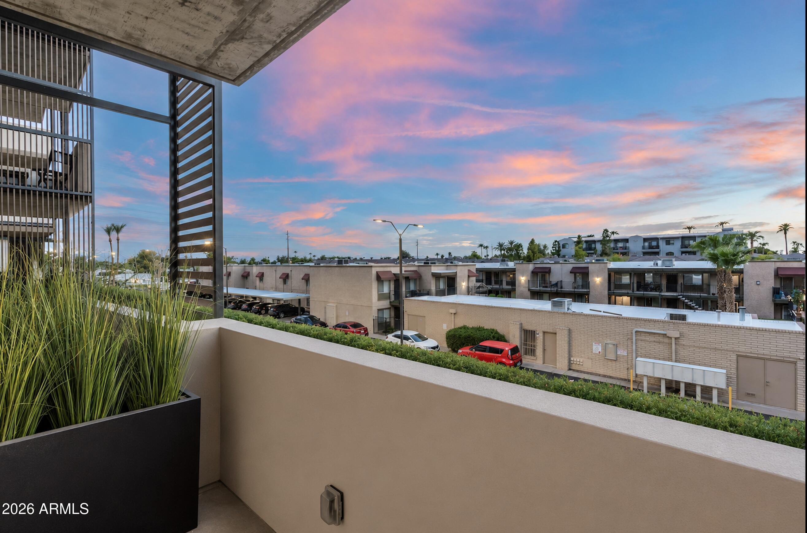 2300 E CAMPBELL Avenue 218