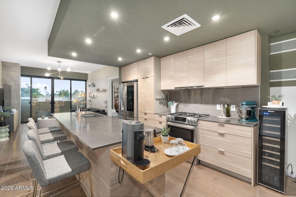 Photo of 2300 E Campbell Avenue #218, Phoenix, AZ 85016 (MLS # 7001250)