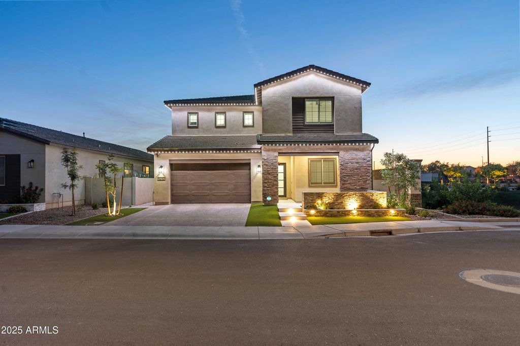 Photo of 5232 S Cobblestone Street, Gilbert, AZ 85298 (MLS # 6929317)