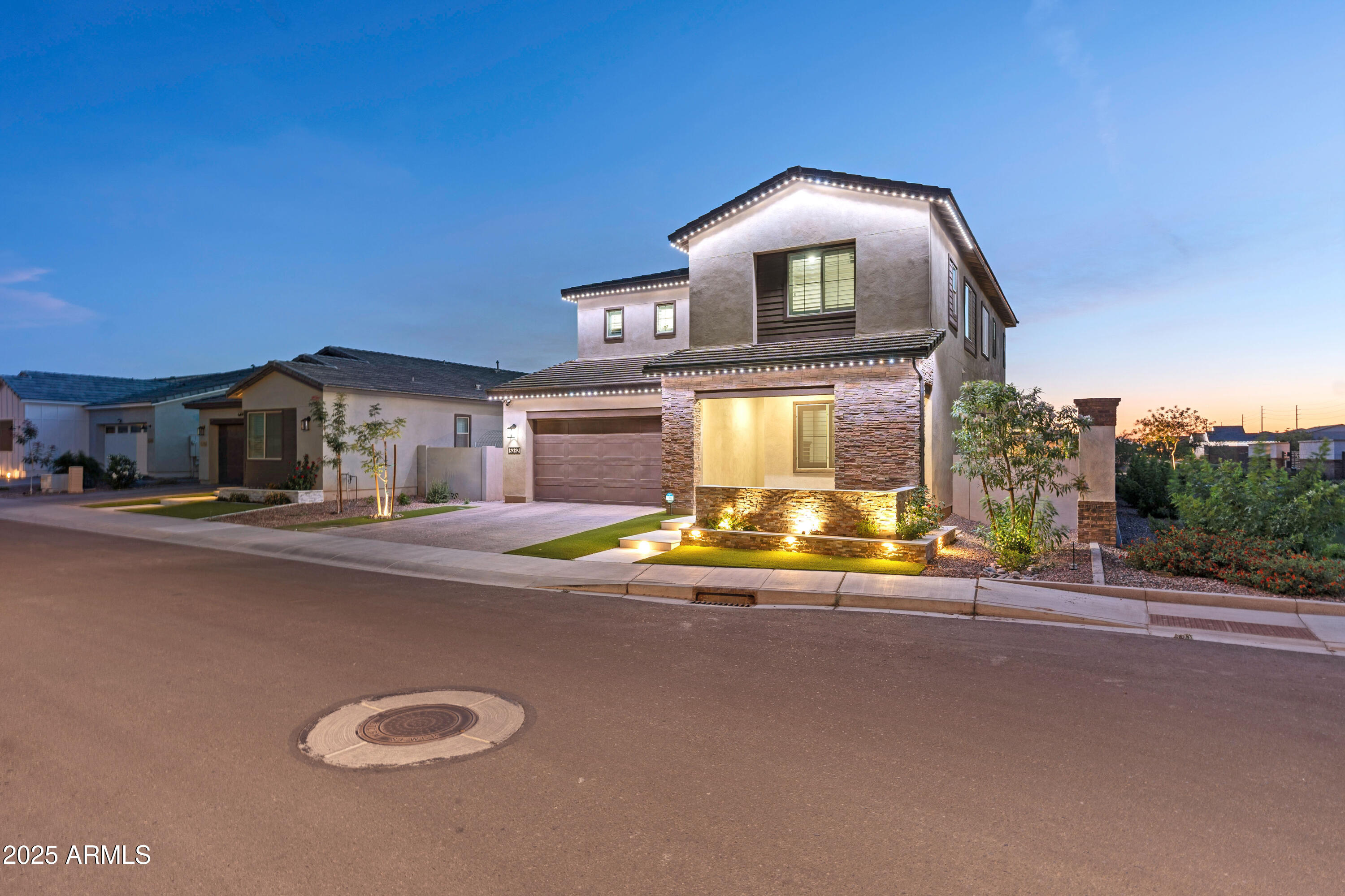 5232 S COBBLESTONE Street