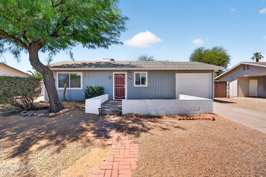 Photo of 408 N Los Feliz Drive, Chandler, AZ 85226 (MLS # 7018122)