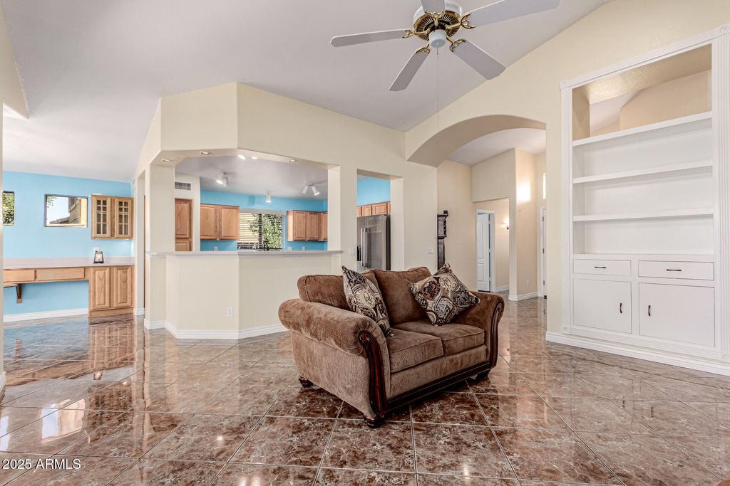 Photo of 11376 S Hopi Drive, Goodyear, AZ 85338 (MLS # 6930002)