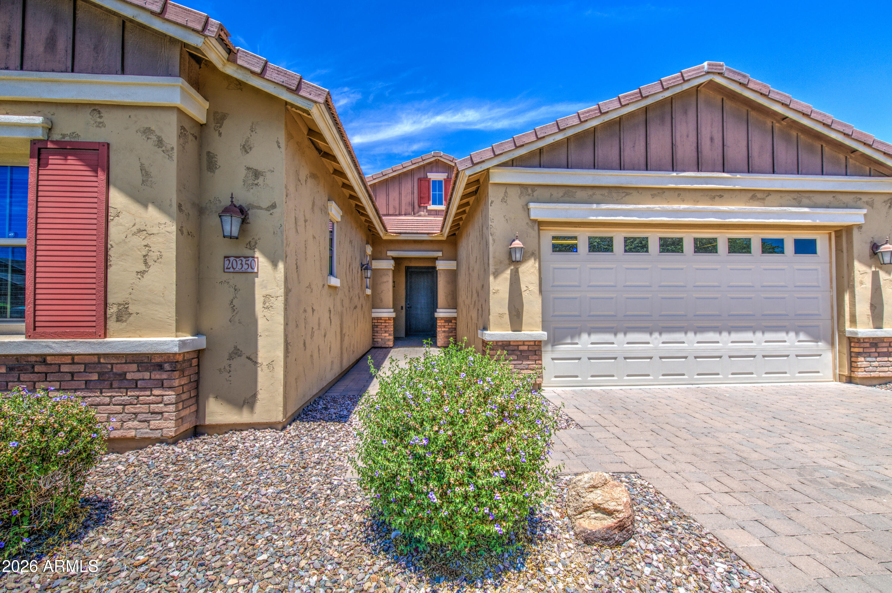 20350 E RAVEN Drive