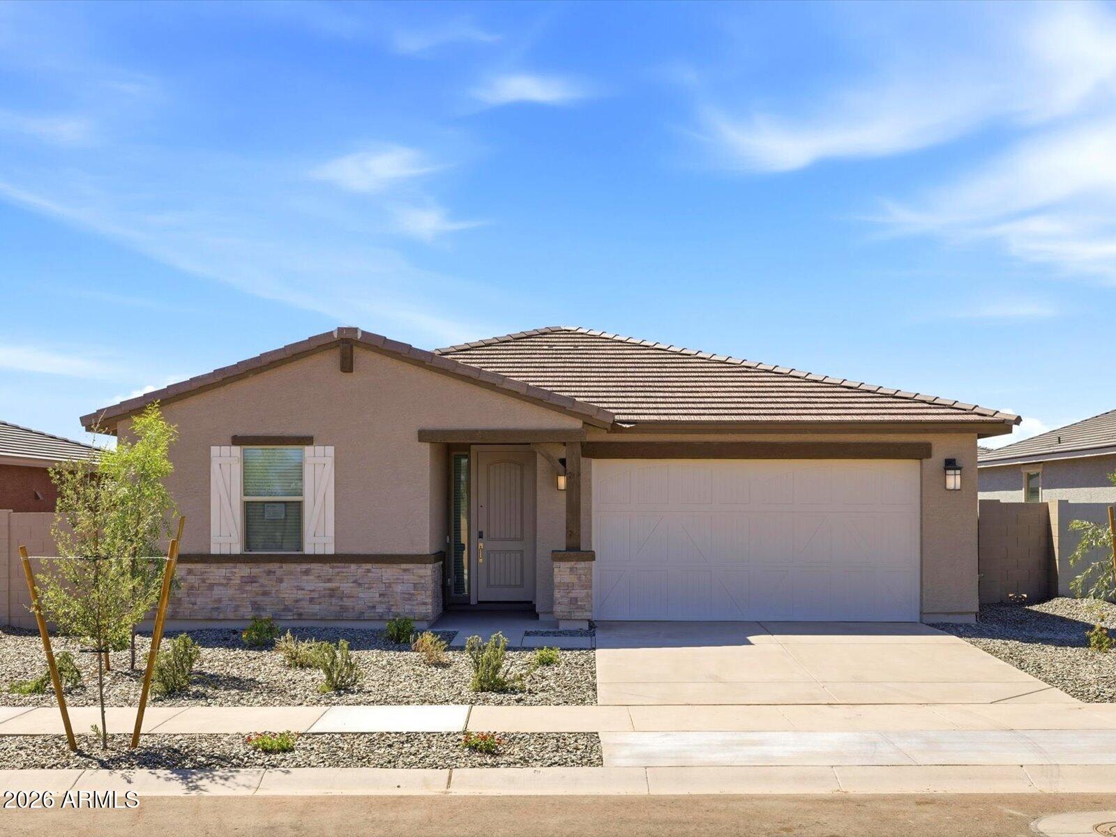 15987 W PRICKLY PEAR Trail