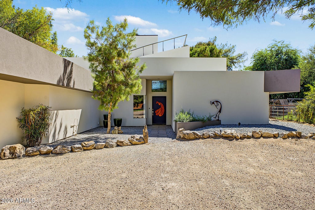 Photo of 1535 E Gunstock Circle, Chandler, AZ 85286 (MLS # 7088837)