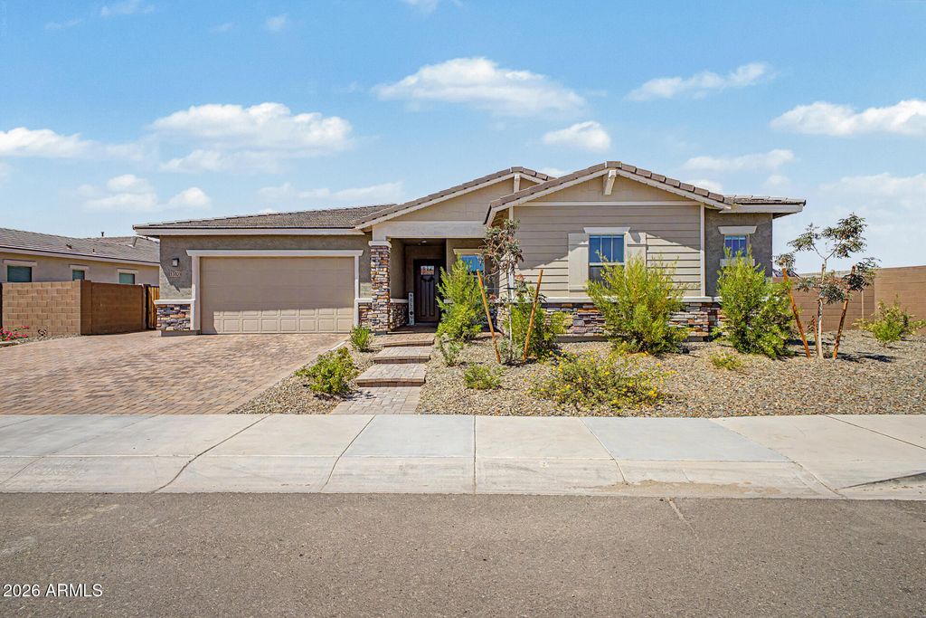 Photo of 13520 W Phacelia Lane, Peoria, AZ 85383 (MLS # 7017410)