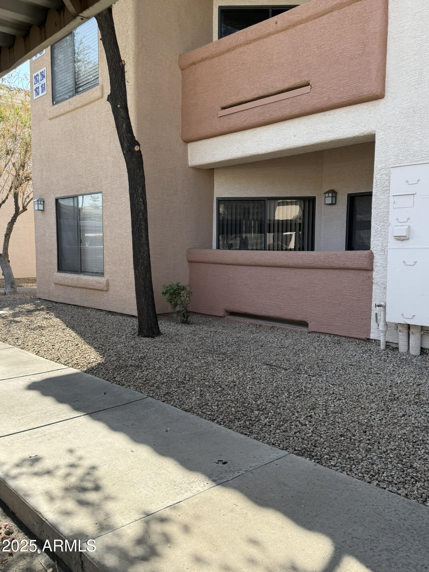 10030 W INDIAN SCHOOL Road 164