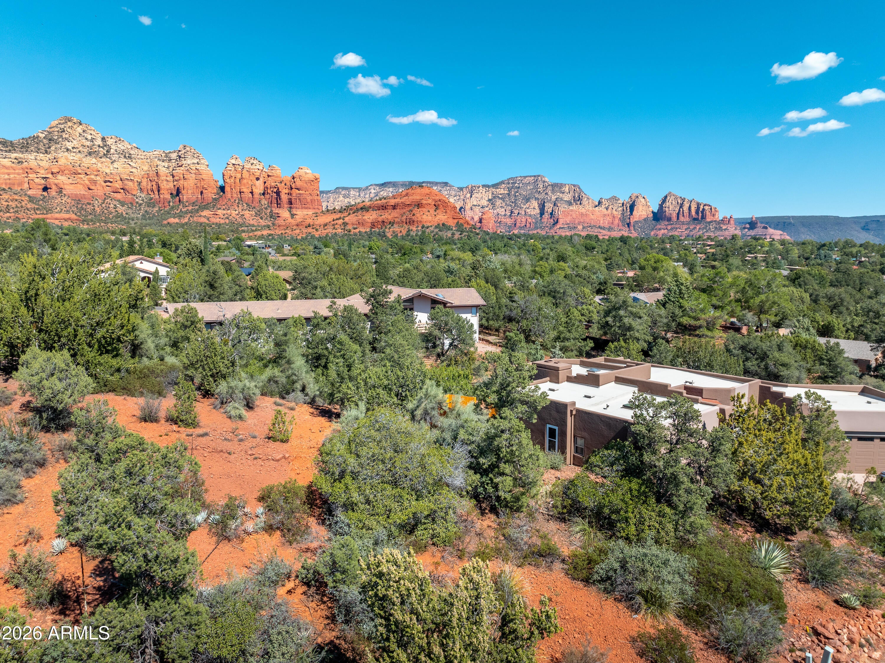 2260 E Mule Deer Road .