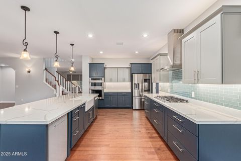 2818 E TEAKWOOD Place Chandler AZ 85249