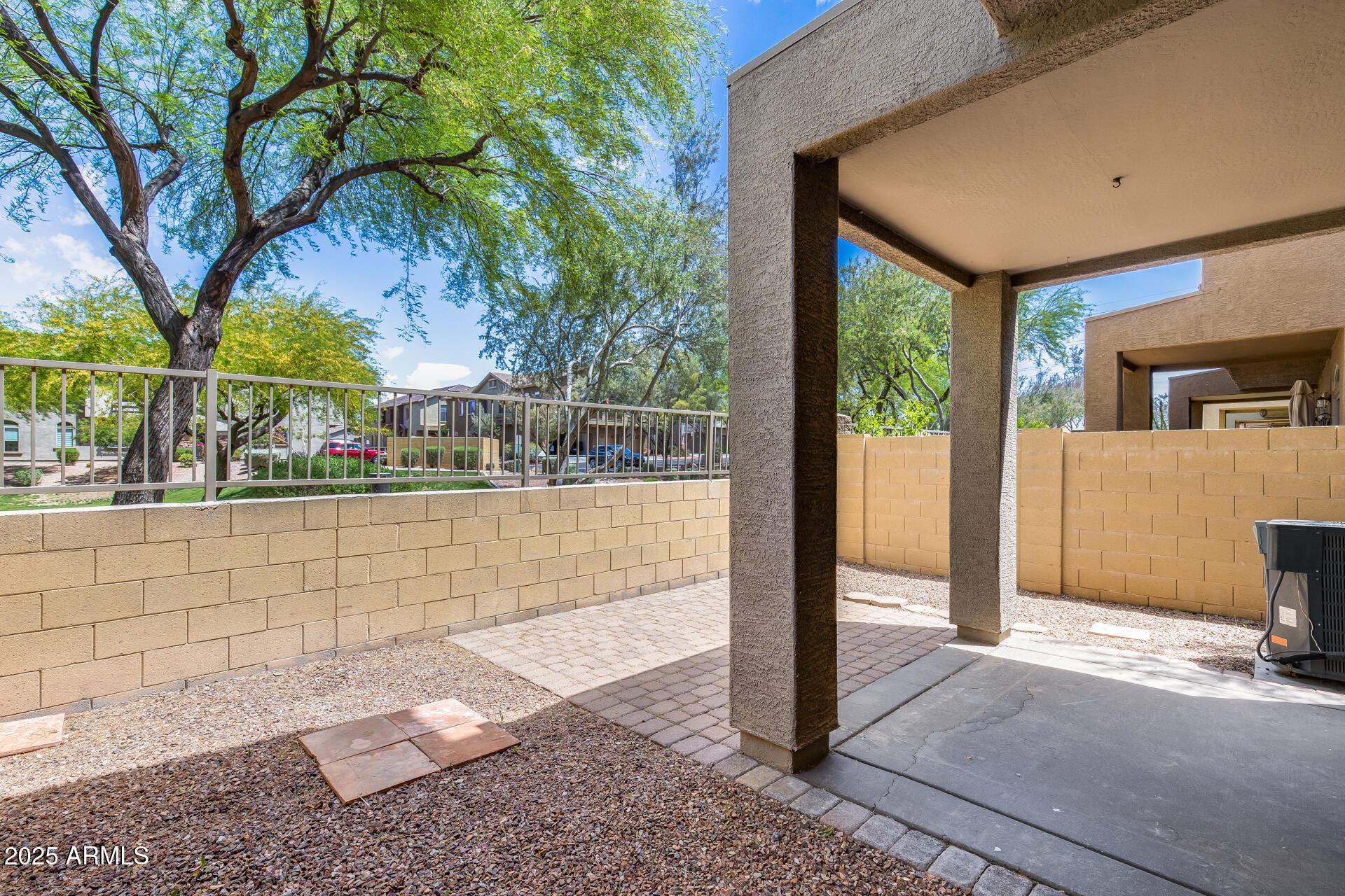 2250 E DEER VALLEY Road 24