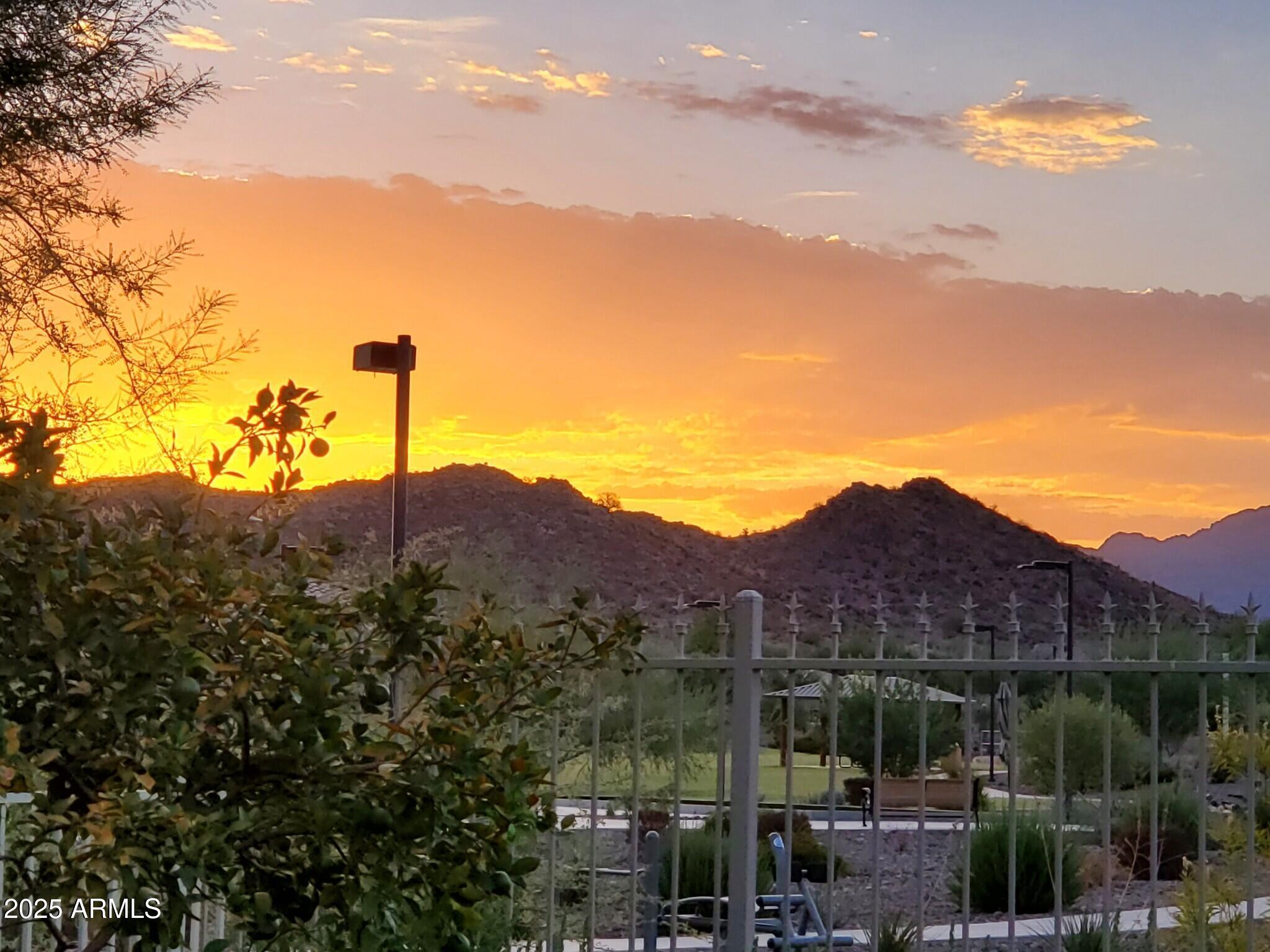 Goodyear, Arizona 85338, United States, 2 Bedrooms Bedrooms, ,2 BathroomsBathrooms,Residential,Pending,12669