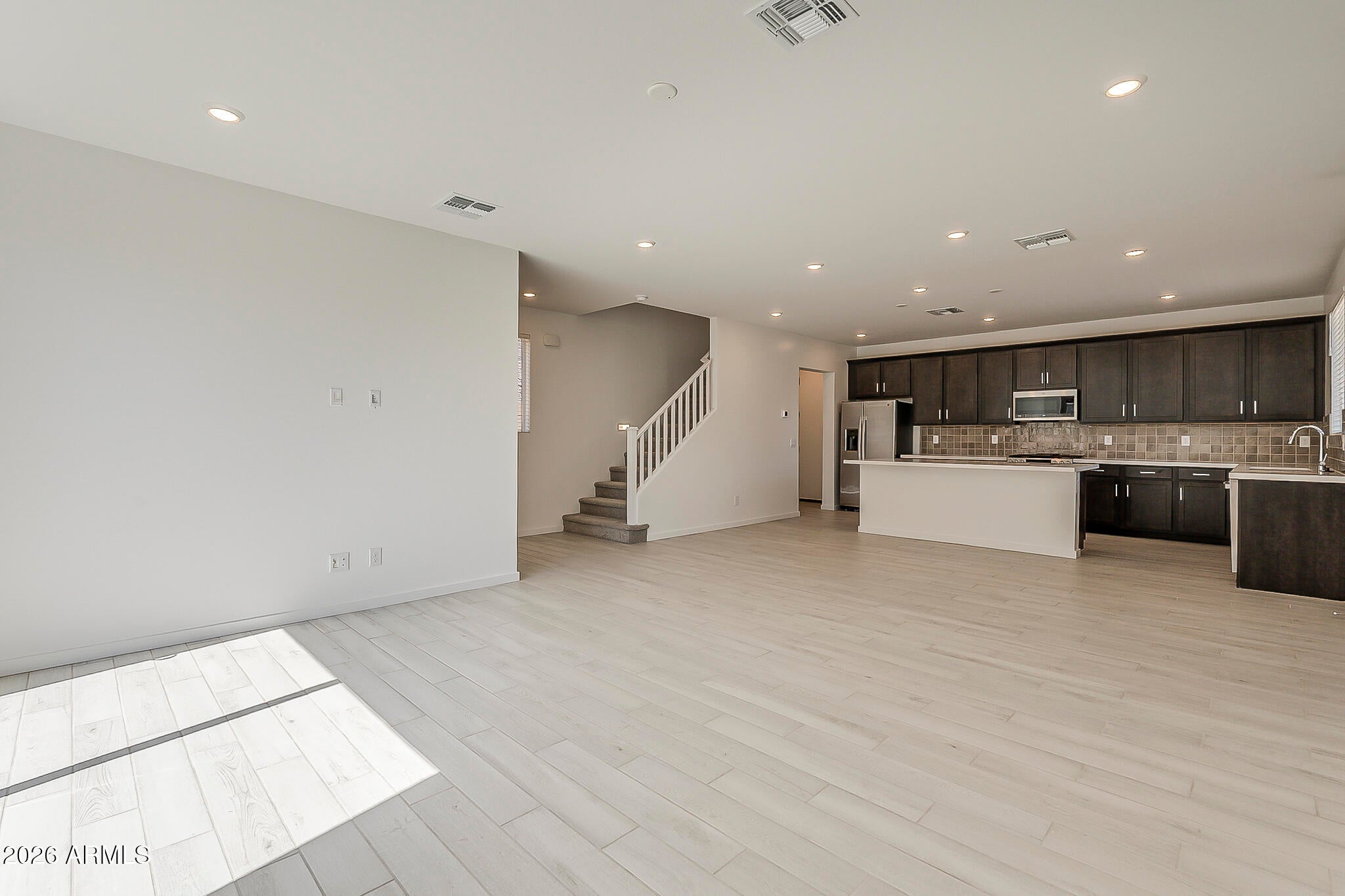 2434 W Rowel Road