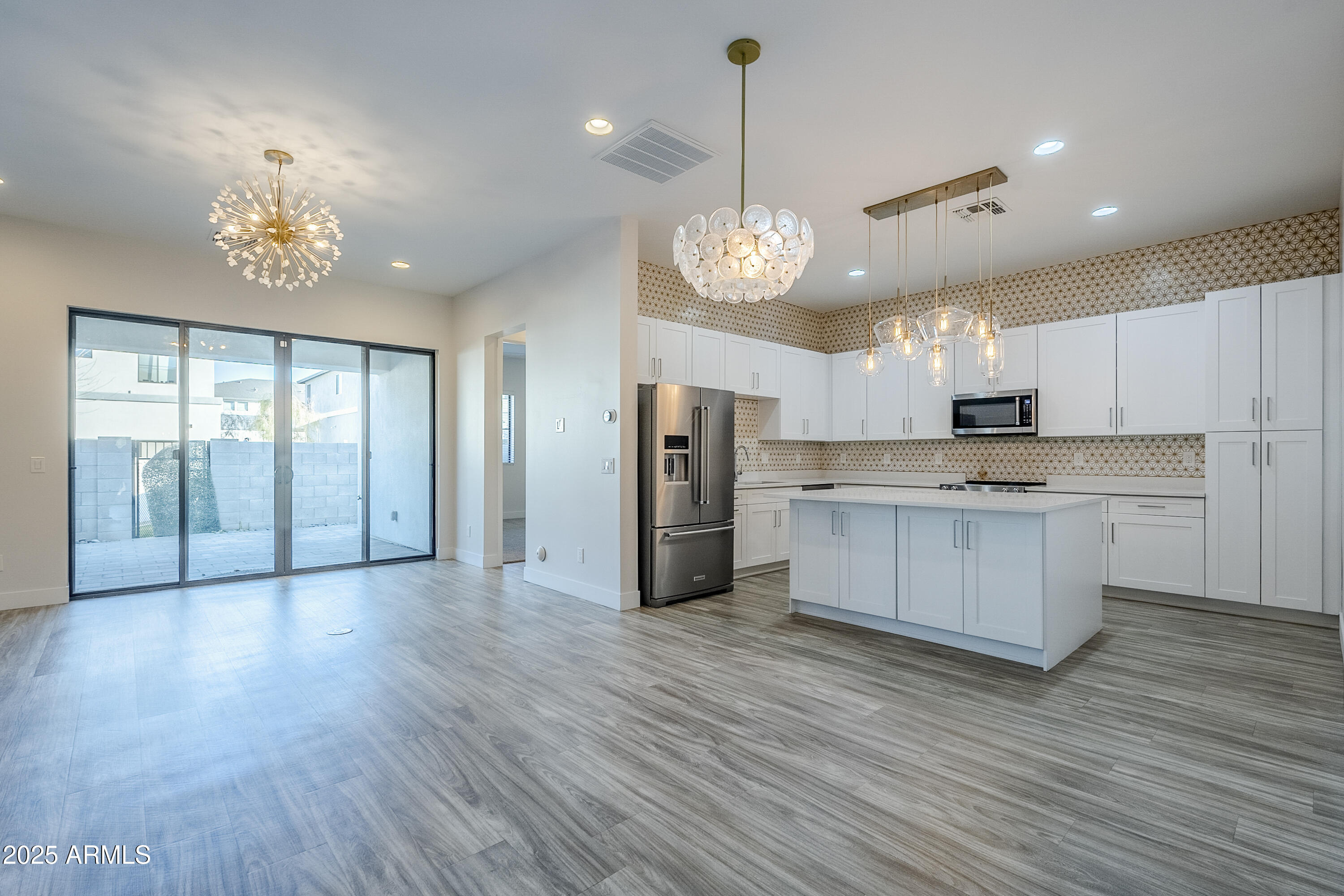 3128 E CHERYL Drive