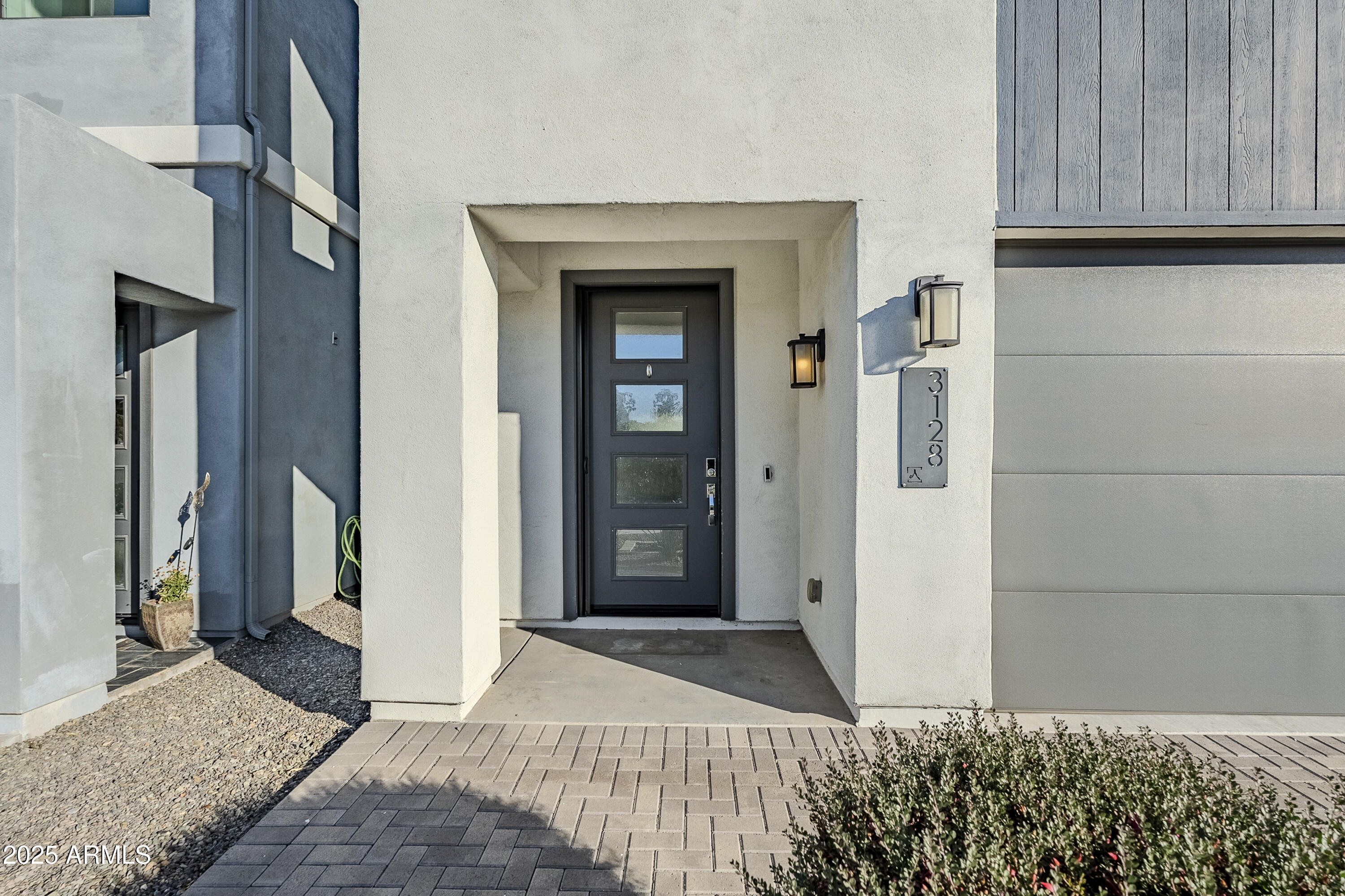 3128 E CHERYL Drive
