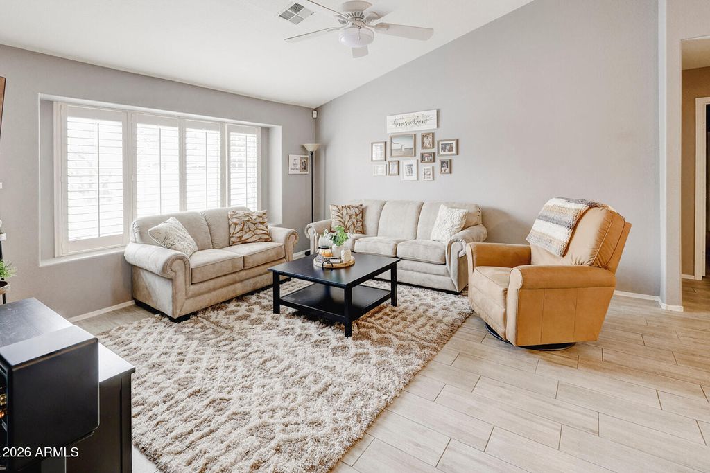 Photo of 860 N Mcqueen Road #1007, Chandler, AZ 85225 (MLS # 6993202)