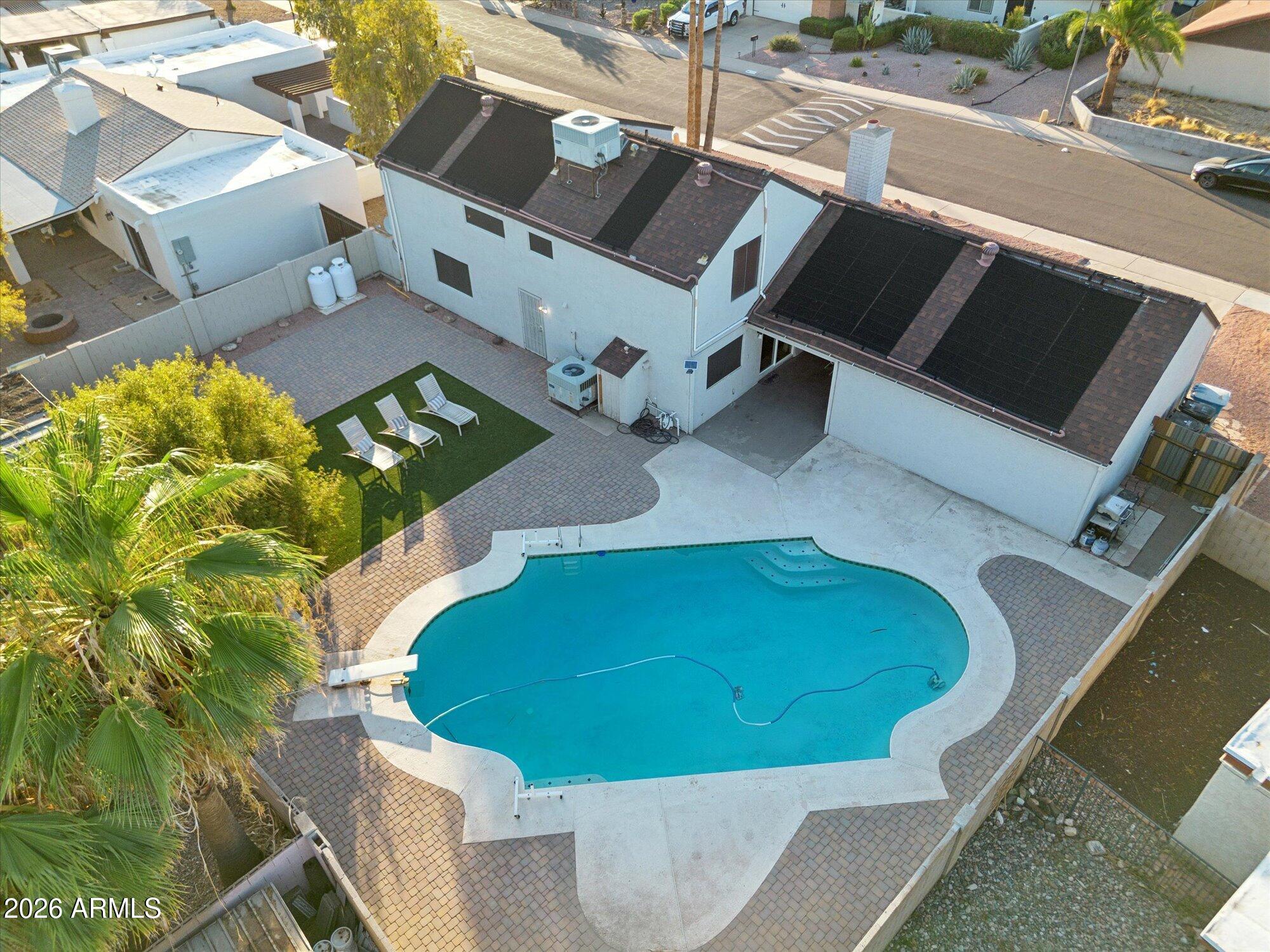 3017 W SAHUARO Drive