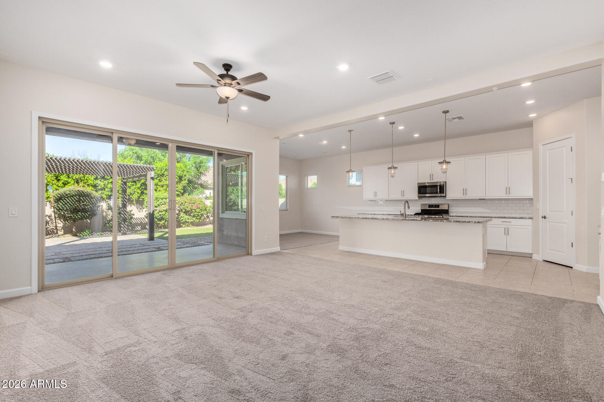 21466 E VIA DE ARBOLES --