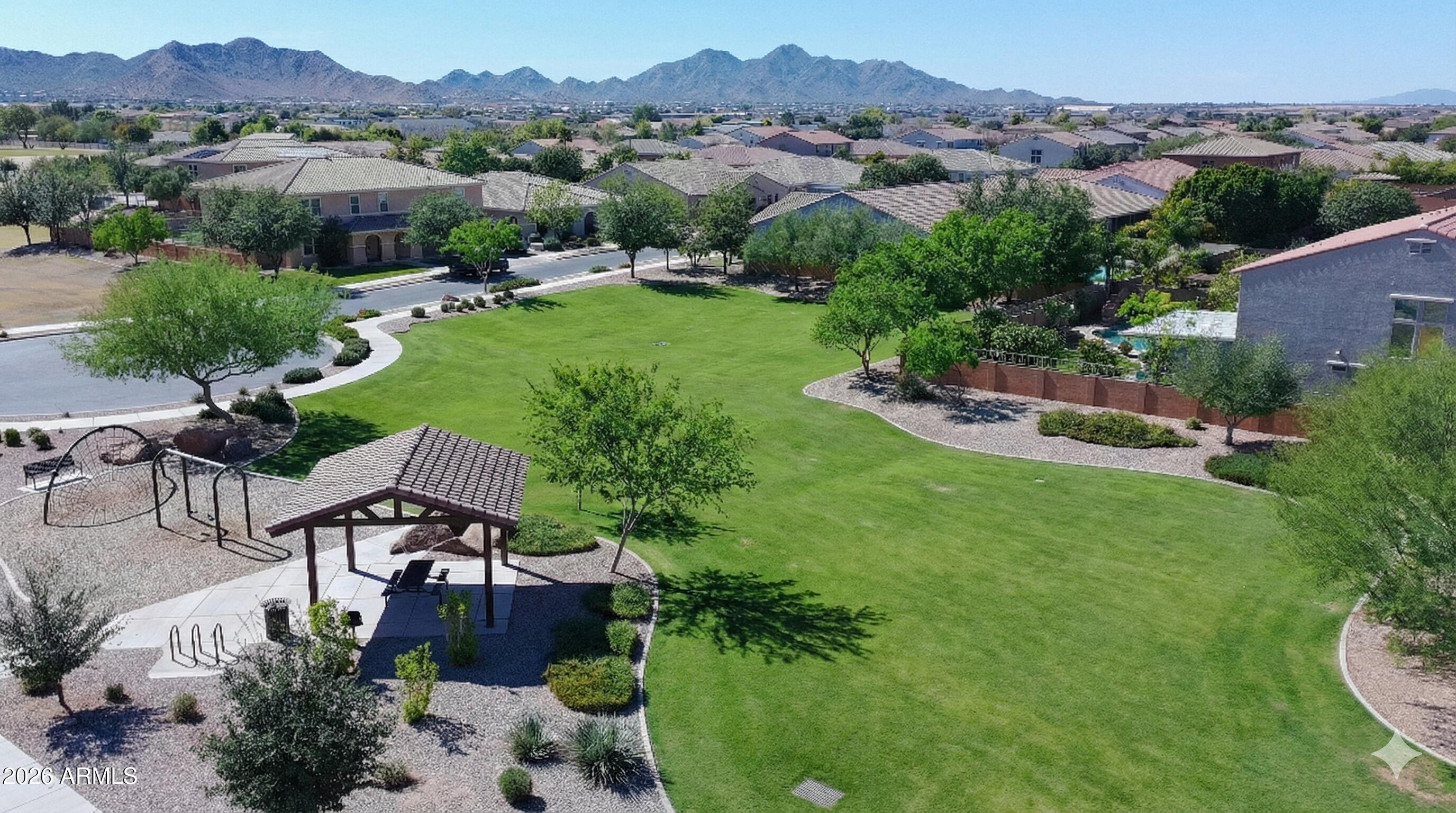 21466 E VIA DE ARBOLES --