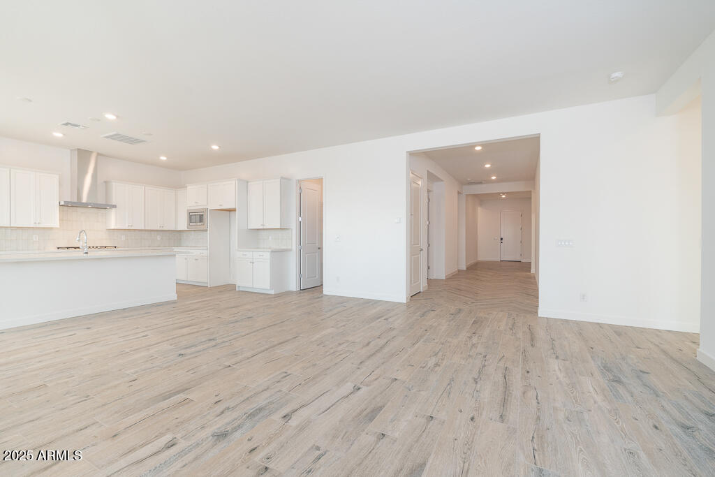 2516 E Tapenade Drive