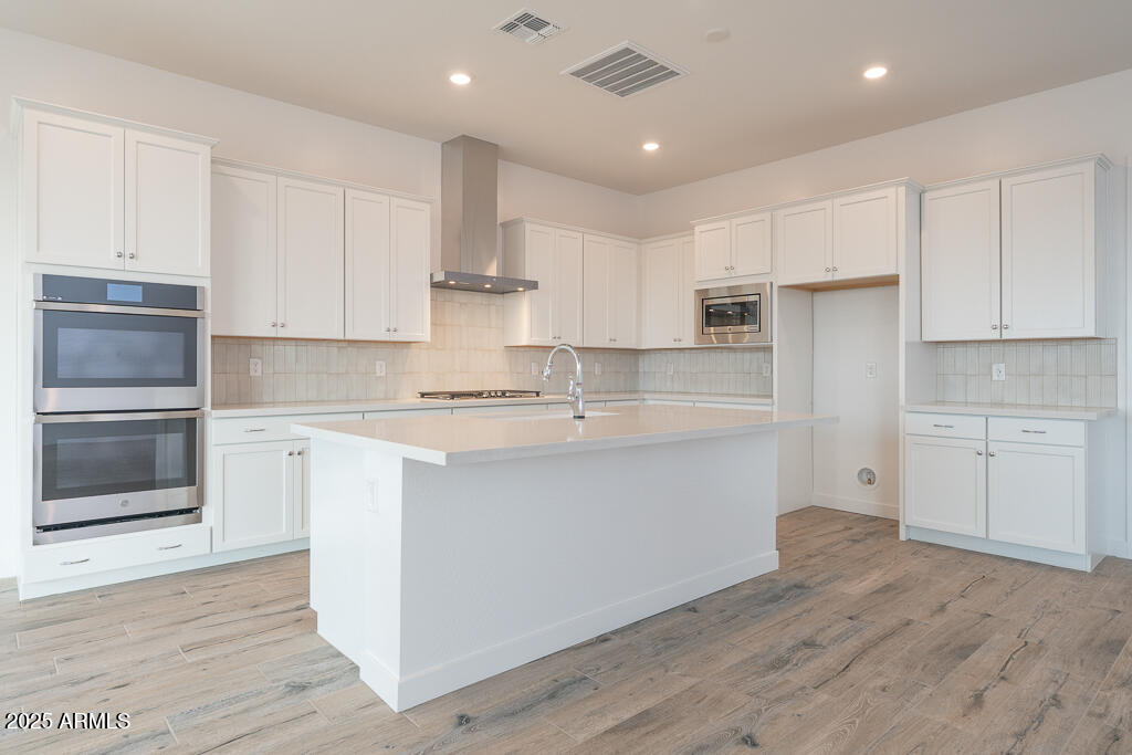 2516 E Tapenade Drive