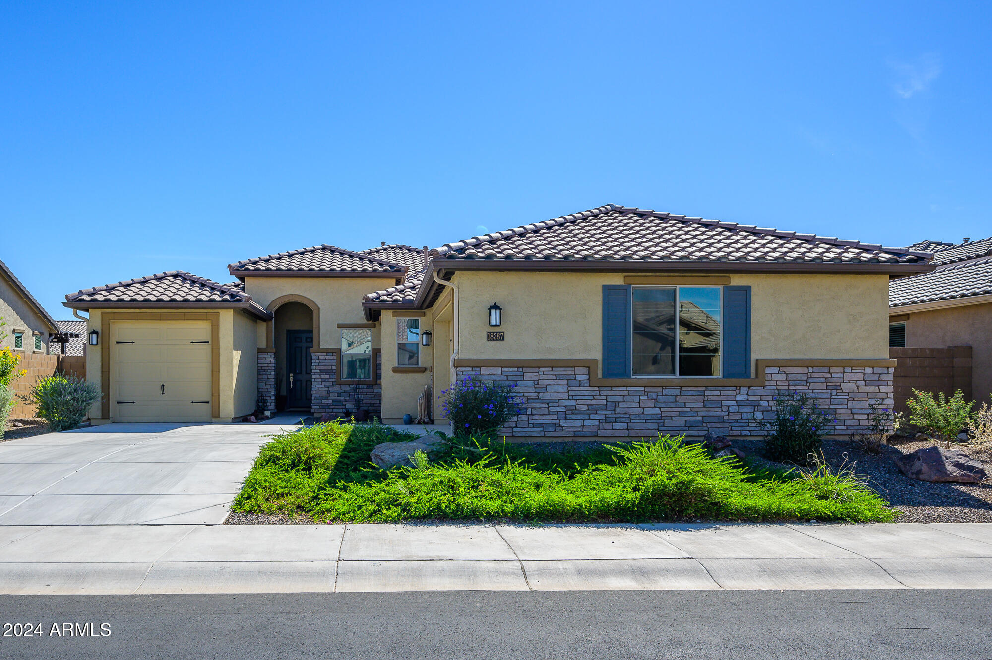 18387 W BROOKWOOD Drive