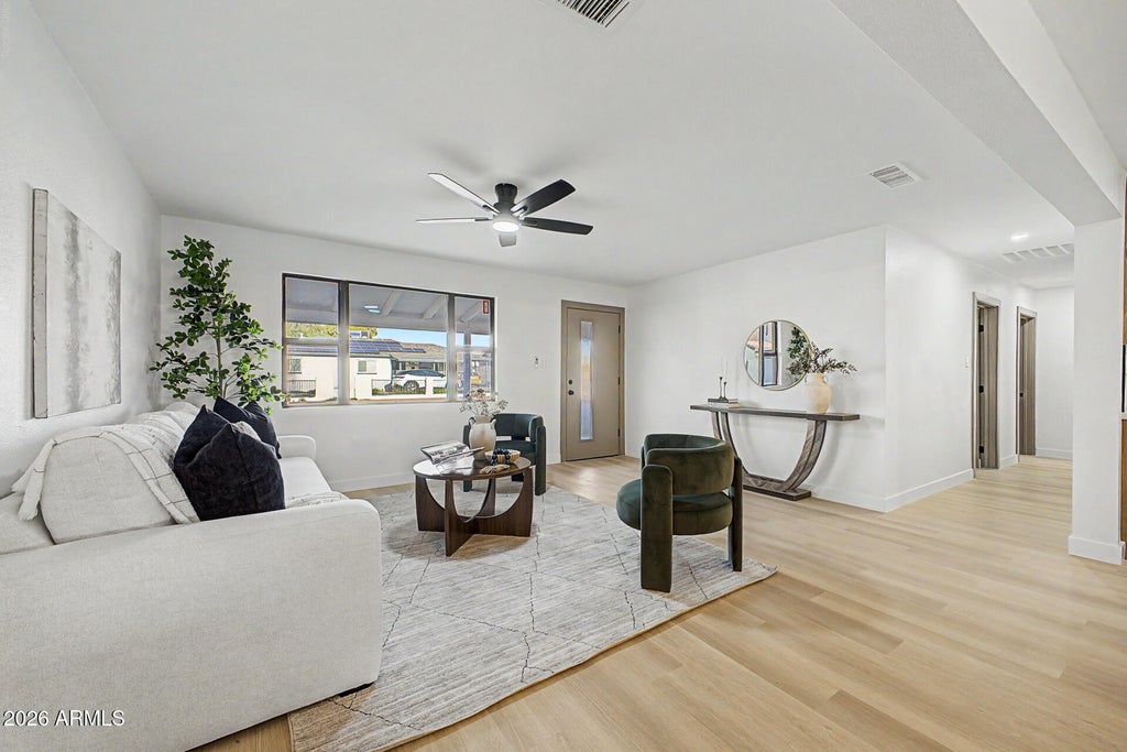 Photo of 1006 S Siesta Lane, Tempe, AZ 85281 (MLS # 7072069)