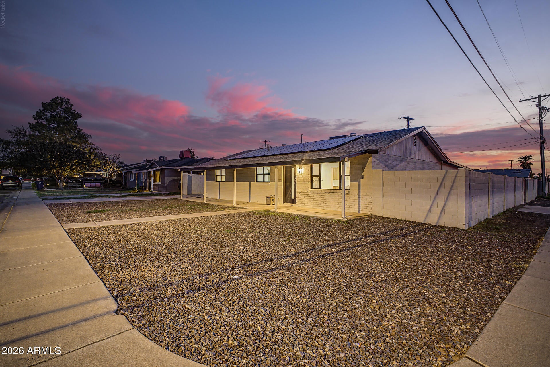 1006 S SIESTA Lane