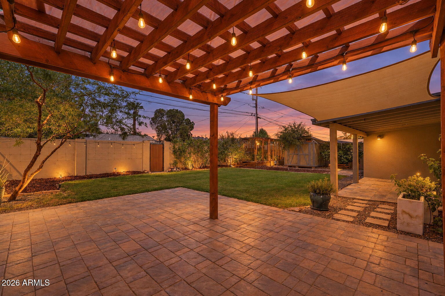 2208 E Turney Avenue