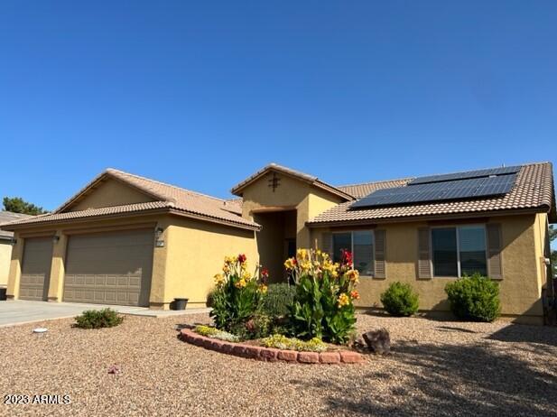 ESTATES AT HOLIDAY - Residential