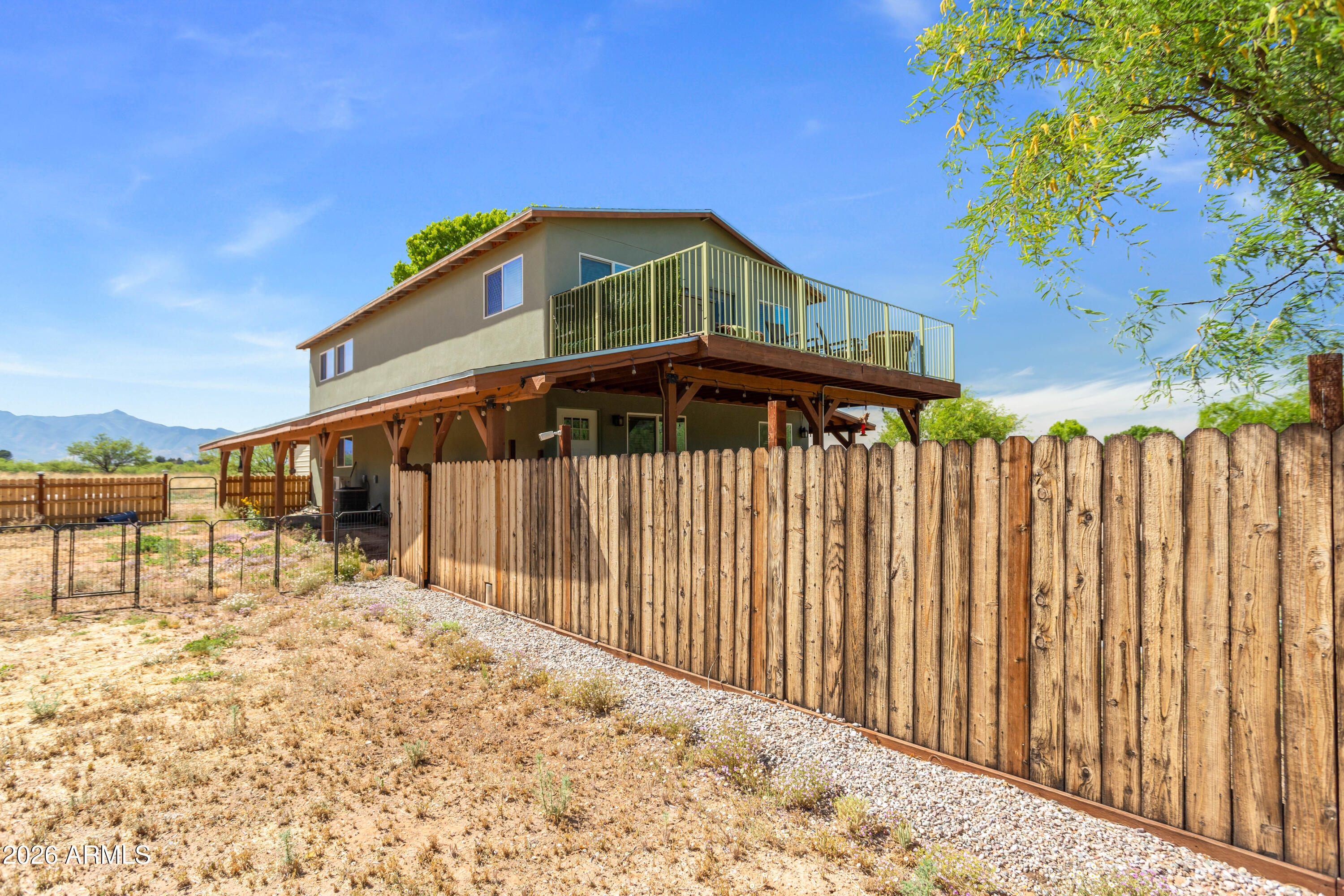 N2SENENE EXC THEW W16.5' THEREOF SEC28-23-22 4.875AC - Residential