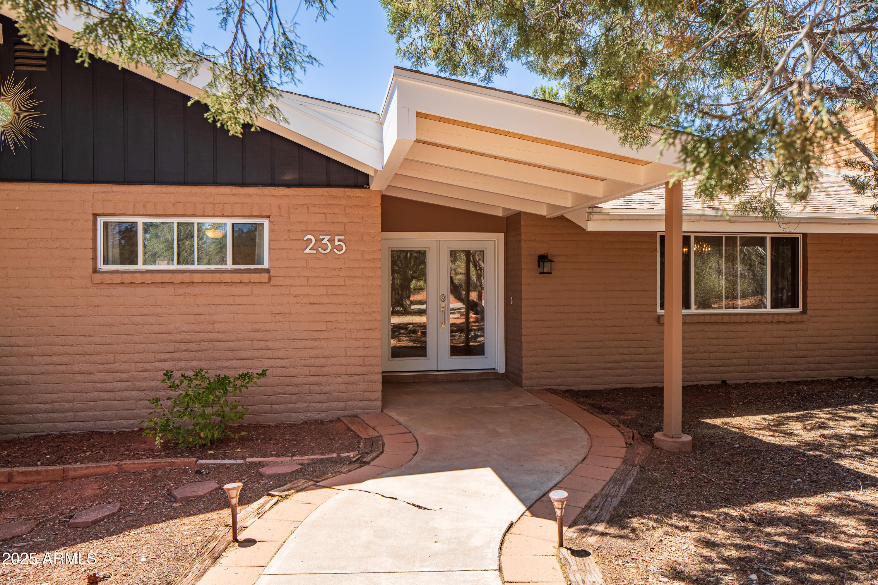 235 El Camino Grande --