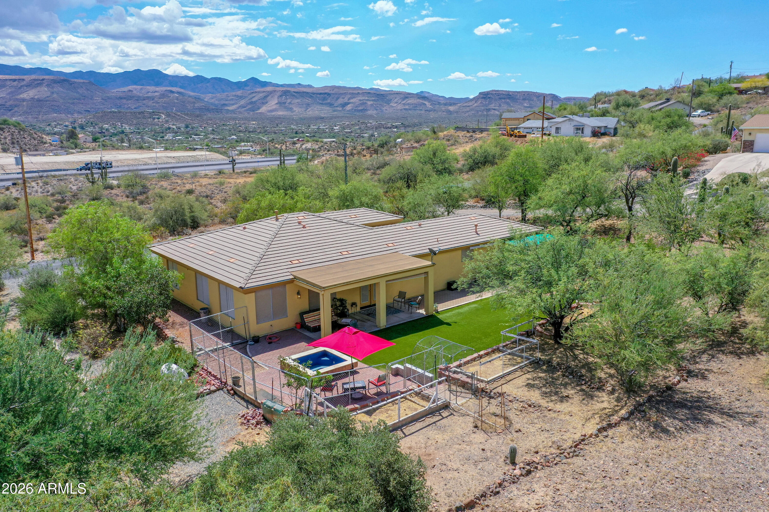 33250 S SUMMIT Drive