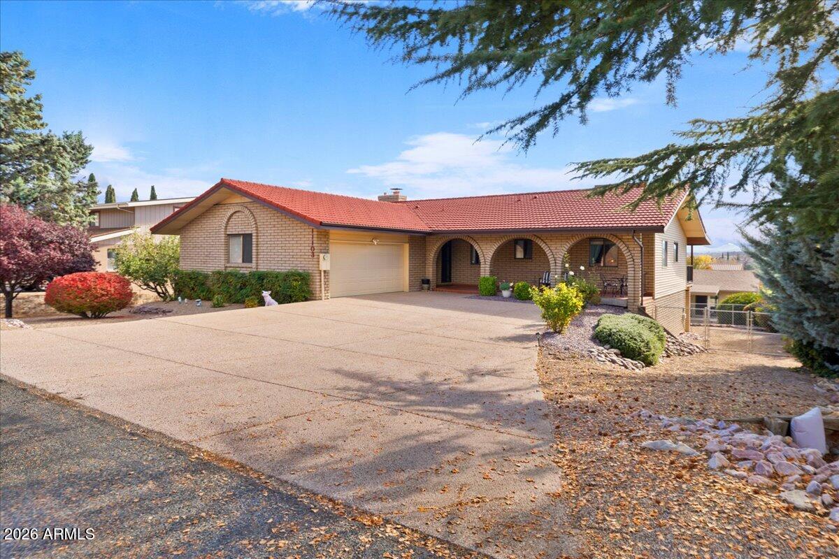 11103 E IRONWOOD Lane