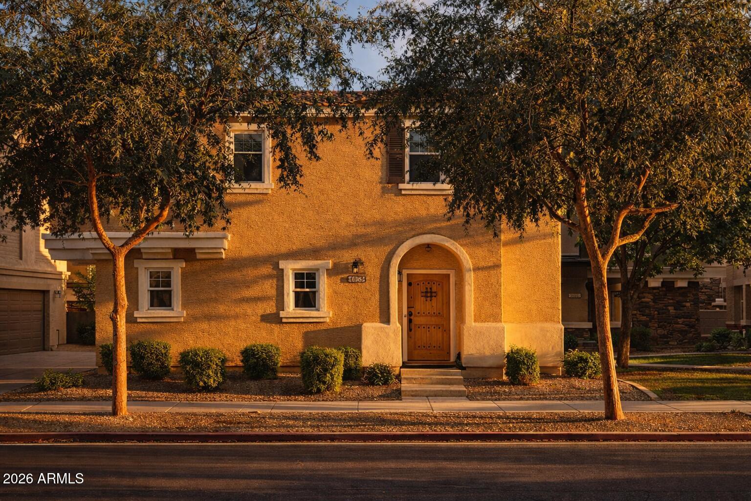 4063 E WINDSOR Drive