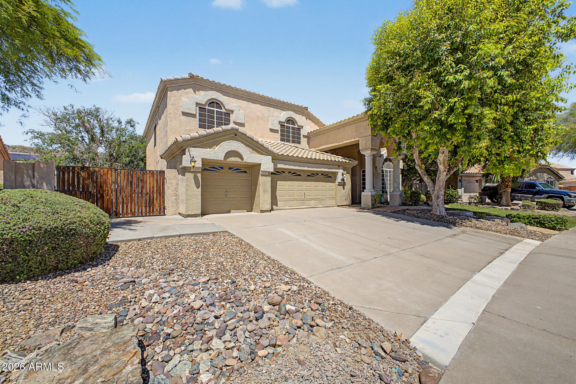 1310 W AMBERWOOD Drive