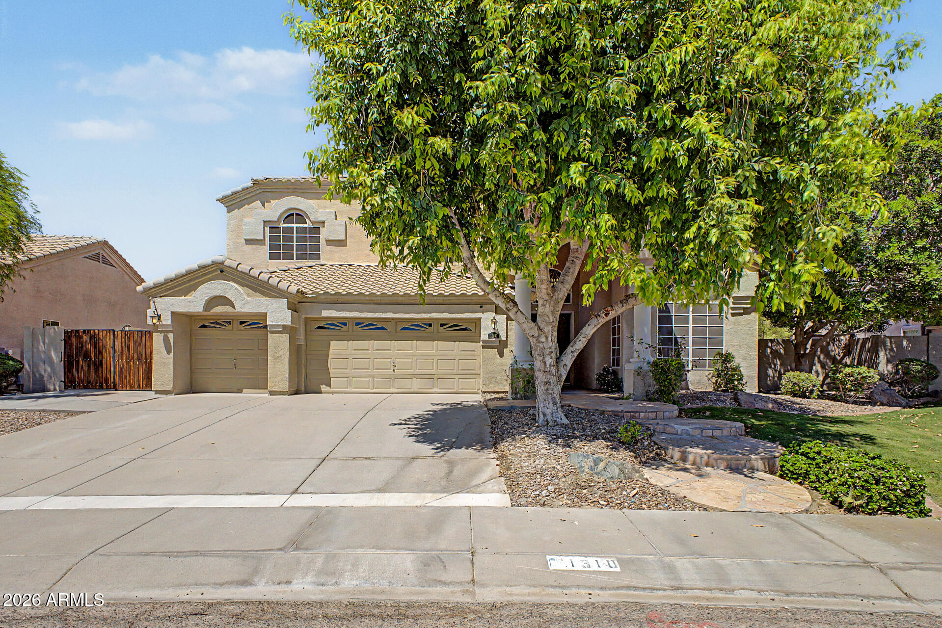 1310 W AMBERWOOD Drive